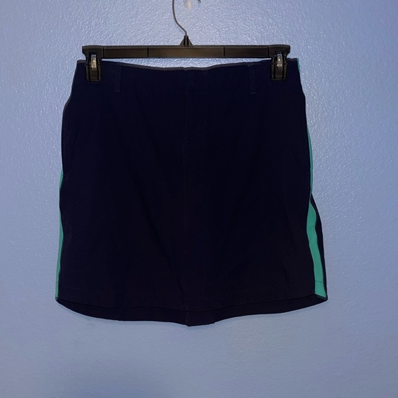 Under Armour Golf Skort - Navy Blue - size 6. FF - Picture 1 of 6
